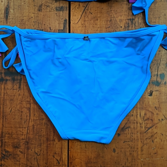 La Vie En Rose aqua 2 piece swimsuit - Picture 4 of 6